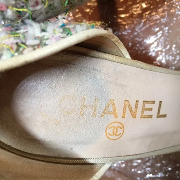 CHANEL TWEED SIZE 39 US 9 FABRIC PUMPS SHOES/HEELS ITALY MULTI-COLOR CLOSED SHOE - Picture 3 of 9
